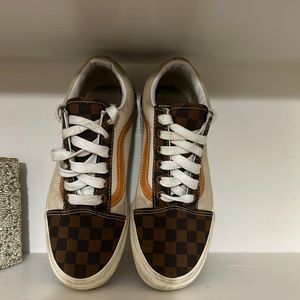 Women’s 6 1/2 vans plaid checkerboard, brown and black, yellow and green soccer